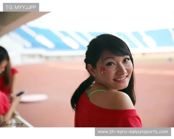 足球宝贝和CBA队员：足球宝贝与CBA球员的合作与互动